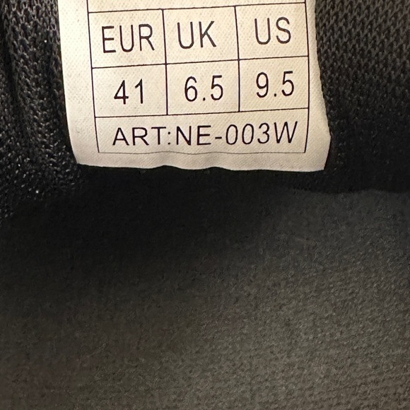 NEOTO Women's Hiking Shoes with Non-Slip Breathable Lightweight Low Top for Outd - Picture 5 of 6